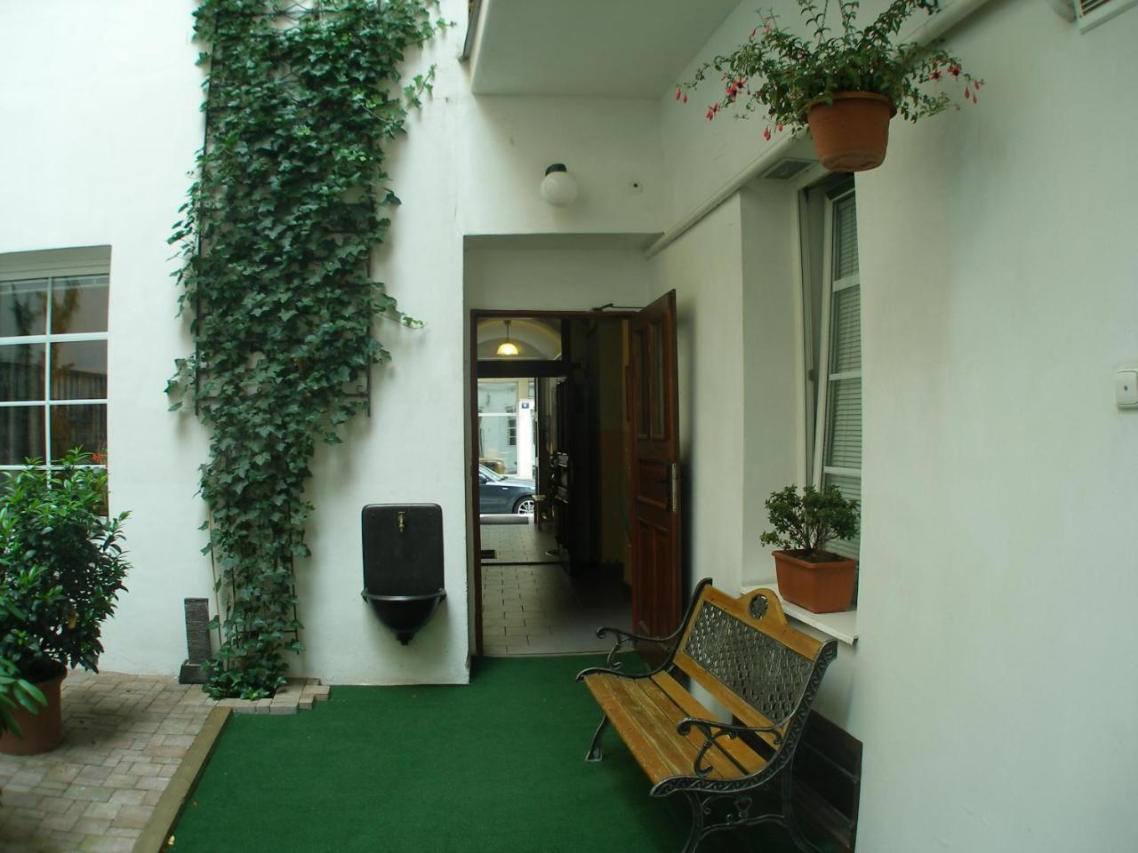 Mila Apartments Praha Eksteriør bilde
